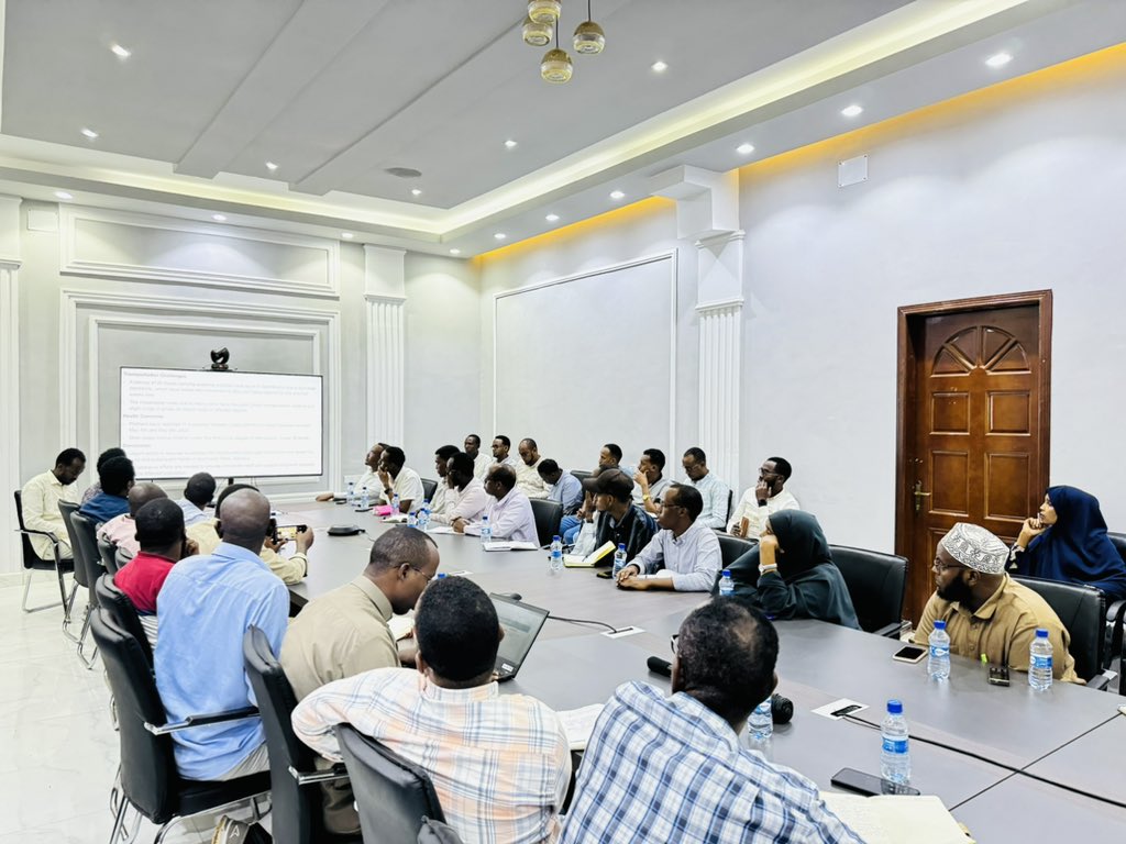 During today's Emergency Response #Cell meeting held at #MoHADM, discussed the humanitarian situation and the impact and response of the ongoing Gu rain season. Clusters, including #Health, #WASH, and #FoodSecurity, presented comprehensive updates that highlighted the ongoing