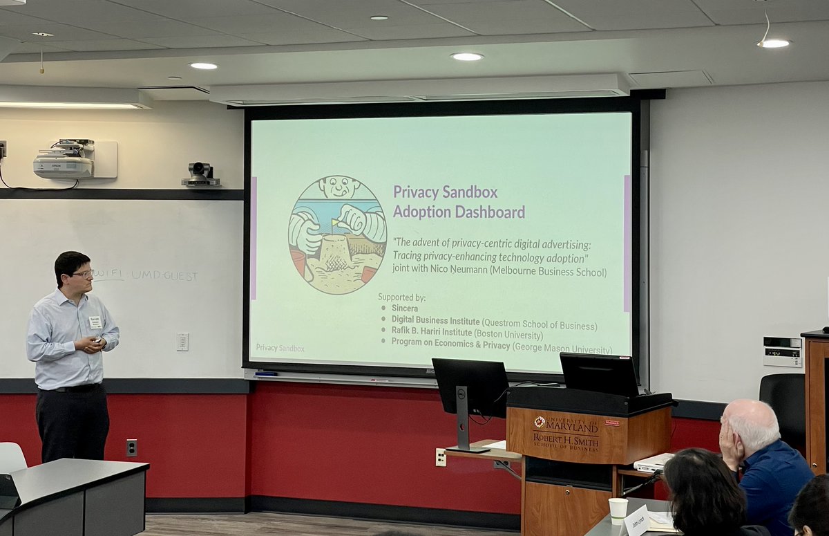 Playing in @Google's Privacy Sandbox: @garjoh_canuck @BU_Tweets describes the future beyond third-party cookies at #MSIANALYTICS conference. MSI members are gaining valuable insights, early results, & crucial questions for navigating the evolving digital landscape #Privacy