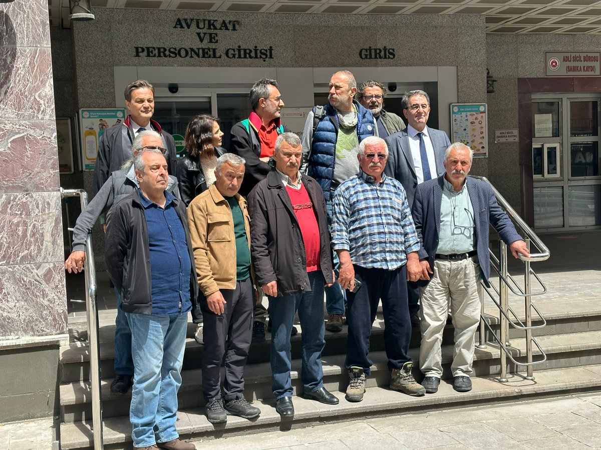 firtinavadi's tweet photo. #Fırtına vadisi sit alanı ve imar plan değişikliği davası bugün görüldü.

 @YakupOkumusoglu “Fırtına Vadisi’ni Rezil Etmeye Devam Ediliyor" https://t.co/Uft1HpxWaf https://t.co/ycGCpg6d9a