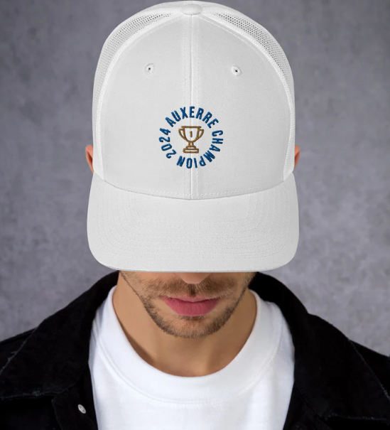 KickFlairFr's tweet image. 🚨 Supporters de l'AJA, êtes-vous là ? ! 🏆 Découvrez notre collection exclusive "Auxerre CHAMPION 2024 Ligue 2" pour célébrer la victoire de l'AJA ! 🎉 

Commandez maintenant et portez la fierté de l'AJA partout!

▶️ kickflair.shop/collections/t-…
#AJAChampion #Ligue2 

Le détail ⬇️