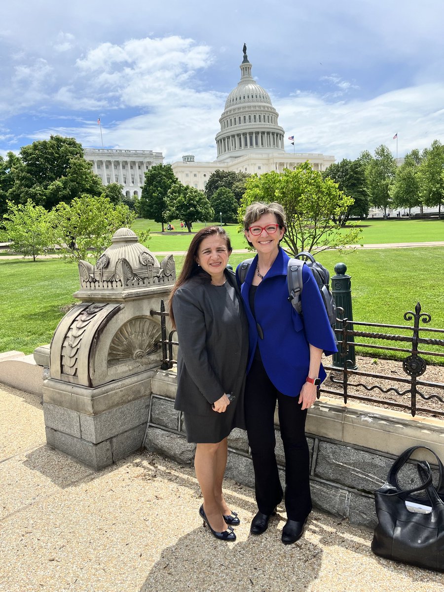 On #TheHill today with the amazing ⁦@SharonneHayes⁩ to support heart disease in women research ⁦@visitthecapitol⁩ The time is now!!! No more promises time for action!! ⁦