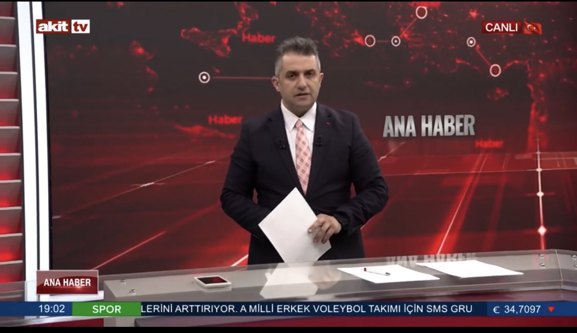 Yayındayız… 

#AnaHaber #news #Anchorman
 @akit