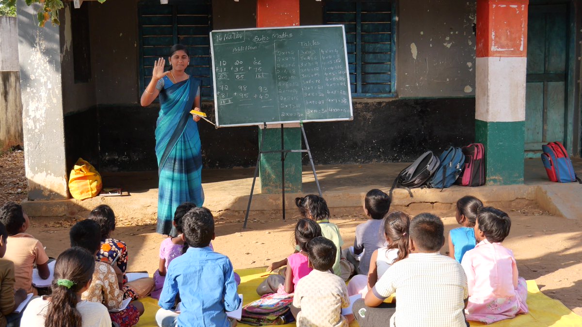 We visited <a href="/ms_olegario/">Kelly Olegario</a> &amp; <a href="/mountsfieldps/">Mountsfield Public School</a> students in London ON. Her class, along w students in SAFP's children’s education program in India, have been “pen pals” across the enormous distance of 14,000 KMs.

Photos shared w school &amp; parent permission.
<a href="/TVDSB/">Thames Valley DSB</a> <a href="/TVDSBEquity/">TVDSB Equity and Inclusive Education</a> 
#penpals