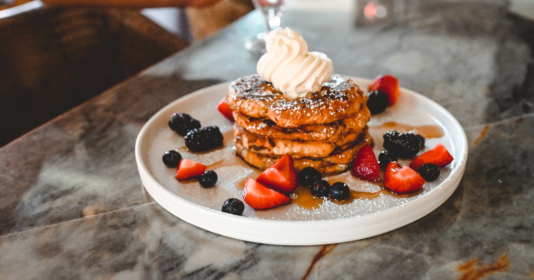 The best brunch for mom, we've got it! 🌷 Join us Sunday for Mother's Day brunch. Book your table on our website today!