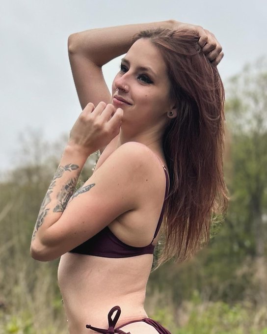 Another outdoor oneeeeee https://t.co/vVZYXKR5MO