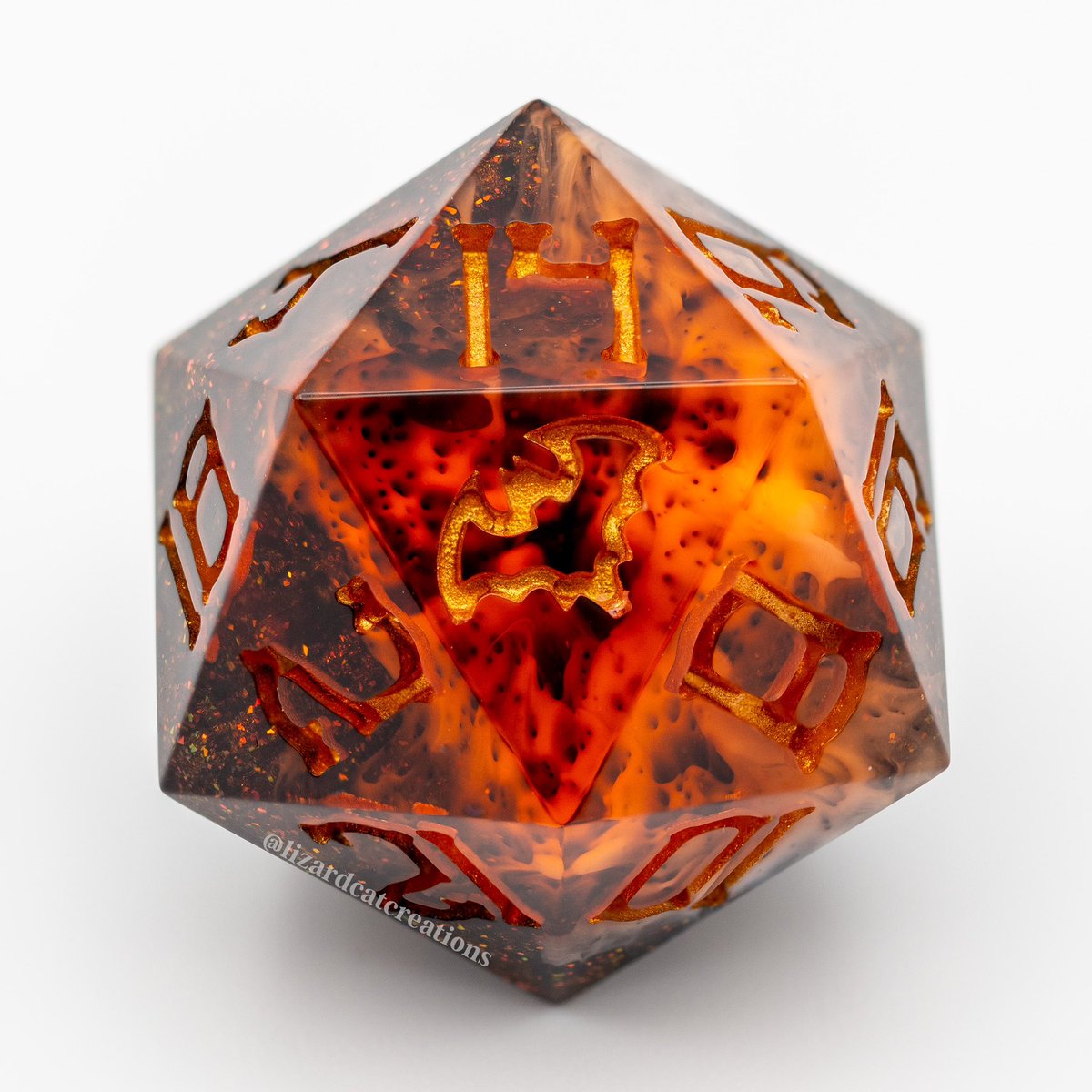 lizardcatdice's tweet photo. Some click clacks that will be ready to grab on Saturday ✨

#dice https://t.co/kPlVSfGzBi