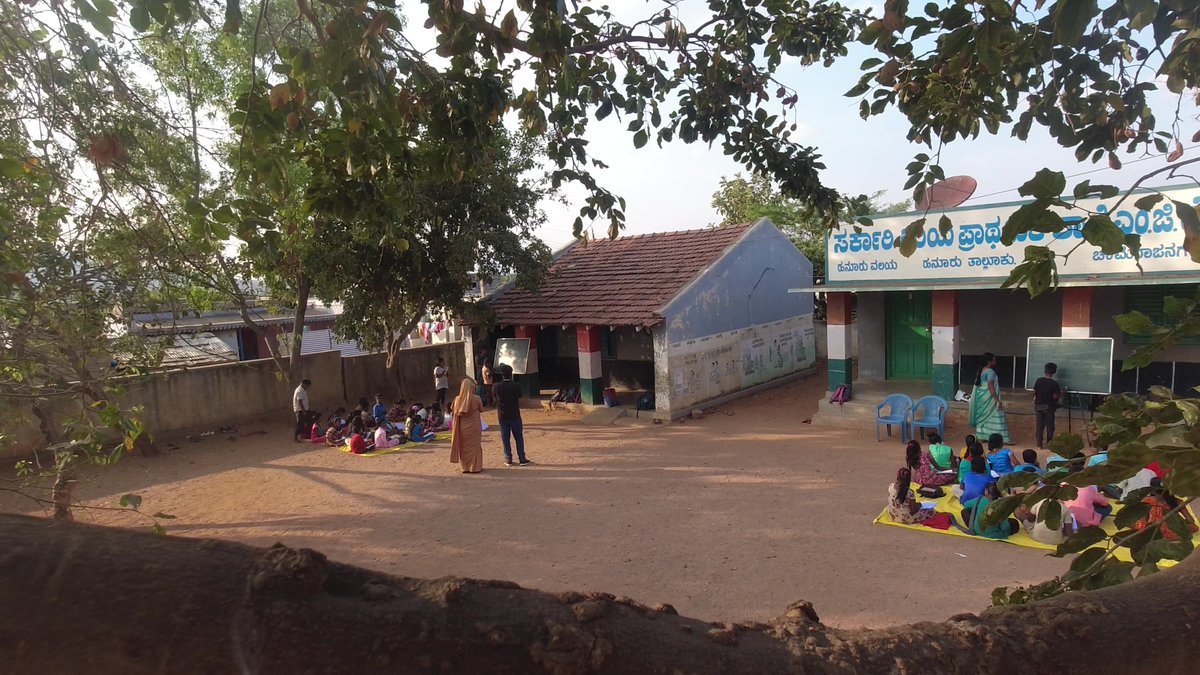 We visited <a href="/ms_olegario/">Kelly Olegario</a> &amp; <a href="/mountsfieldps/">Mountsfield Public School</a> students in London ON. Her class, along w students in SAFP's children’s education program in India, have been “pen pals” across the enormous distance of 14,000 KMs.

Photos shared w school &amp; parent permission.
<a href="/TVDSB/">Thames Valley DSB</a> <a href="/TVDSBEquity/">TVDSB Equity and Inclusive Education</a>
#penpals