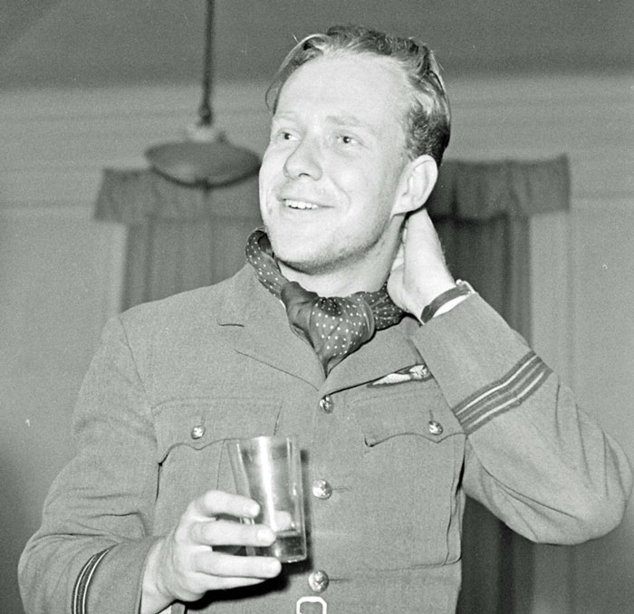 Fl.Lt. Alfred William Alexander Bayne. DFC. One of THE FEW. bbm.org.uk/airmen/BayneAW…