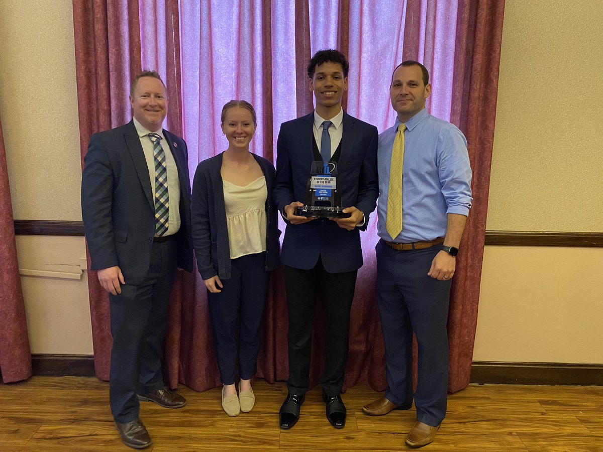 Congratulations to Wayne McNamara who was recognized this morning as the RIIL Male Student-Athlete of the Year. A tremendous accomplishment for a tremendous student-athlete. @LHSRI