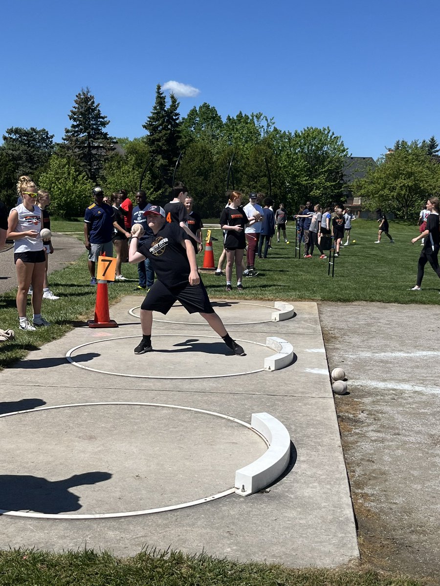 KLAASports's tweet photo. It has been a great day at the first ever KLAA Unified Field Day!!
@nvilleathletics @hartlandsports @NoviAthletics @FranklinMADE_AD @PCEPUnifiedTeam @BHSBelleville @athletics_wayne @Churchillgames @_JGathletics https://t.co/ytMQObI4td