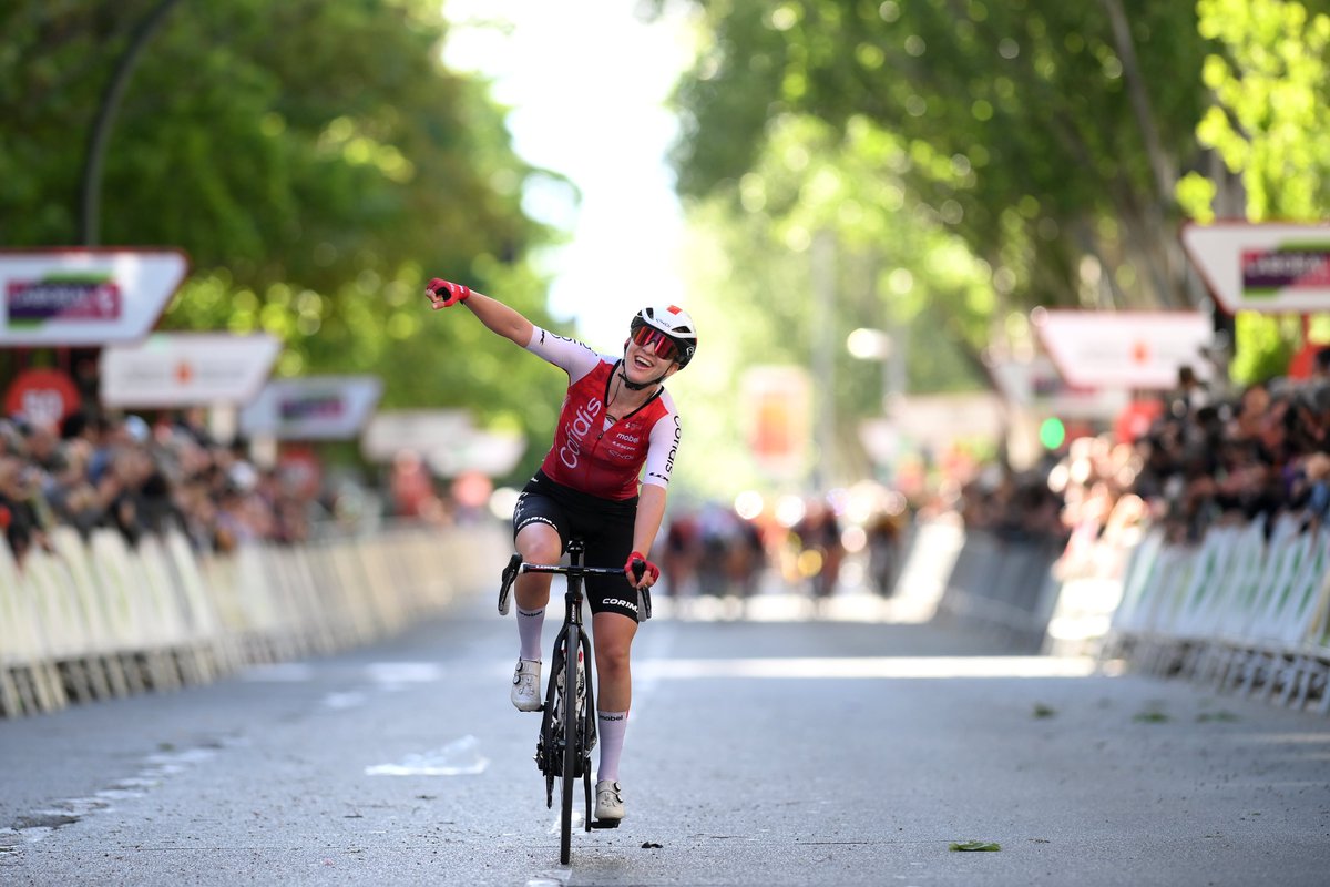 TeamCOFIDIS's tweet photo. Seule devant toutes les autres 😍

Bravo Hannah ! 

#NWEC24 📸 @GettySport https://t.co/uwQPNYflVM
