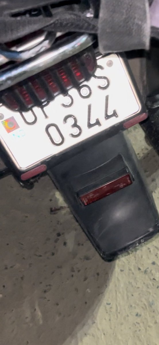 jsiddquee's tweet image. प्रयागराज स्टेशन सिविल लाइंस प्लेटफ़ार्म 10 नंबर के तरफ़ @rapidobikeapp से बुकिंग किया गया बेली गांव के लिये गाड़ी नम्बर UP 36 S  0344 की बाइक बुकिंग लिया और राइड शुरू होने से पहले तीन गुना पैसे की डिमांड करने लगा और गंदी गंदी गाली बकने लगा इसपे कार्यवाही हो नहीं हम कोर्ट जाएँगे