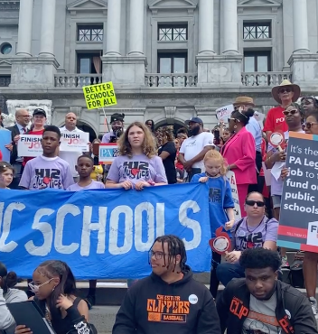 “Our children, our schools, communities, and families have traveled to Harrisburg today to demand that you #FinishTheJob! There are plenty of state funds to fix the unconstitutional public education funding system.” - member of @412Justice 
#PABudget #FundPAPublicSchools