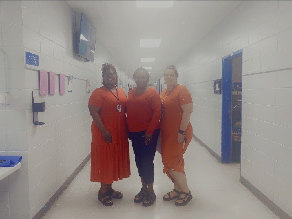 KCMS77170806's tweet photo. Happy Teachers' Appreciation Week! https://t.co/QnYn38A4TF