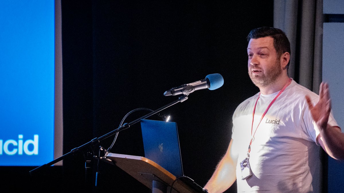 Thanks @CardiffAnimFest for providing the opportunity to be one of your keynote speakers, it was such a well run event! Here are a few images from my talk on 'Game Animation Mastery' #animation #gamedev