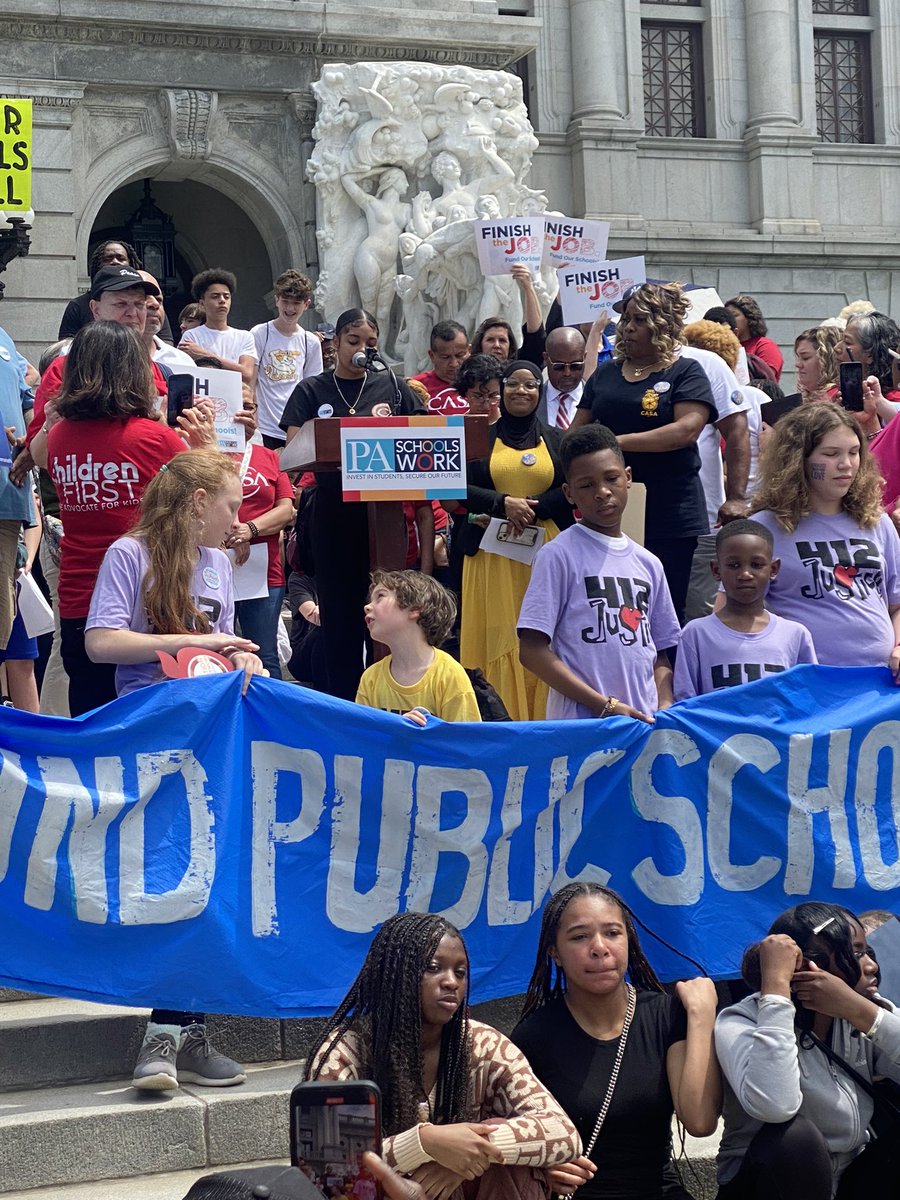 Jasmine Alexander, student representative from @ChesterUplandSD, calls for full funding in public schools. “In America, we invest in things we believe in.” #FinishtheJob