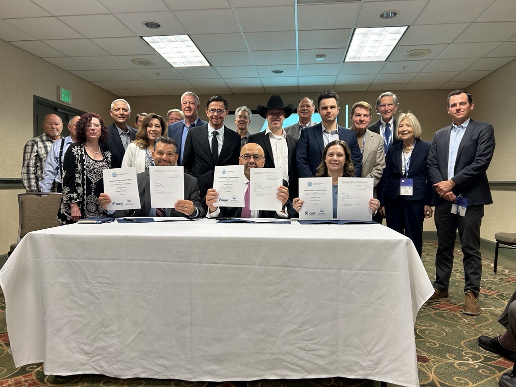 Strengthening water security and reliability requires collaboration. In the spirit of working together towards shared goals, we have signed an MOU with @mwdh2o & @FriantWater to explore ways to improve critical water supply, storage, and delivery in our state.@ACWAWater #ACWAConf