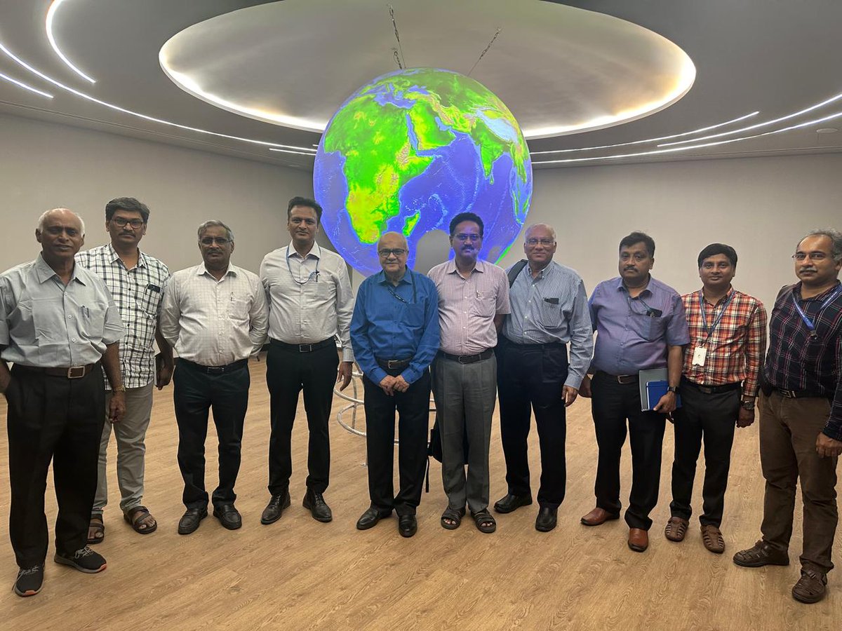 The Research Advisory Committee (RAC) members also witnessed the state-of-the-art research facility at INCOIS, Hyderabad