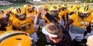 Kennesaw,GA➡️Brunswick,GA-Thank you @kennesawstfb @CoachLiamKlein for coming by Brunswick High to check on our Pirates! 🟦🟨🏴‍☠️⚓️☠️ #AllAboutTheFamily #PiratePride