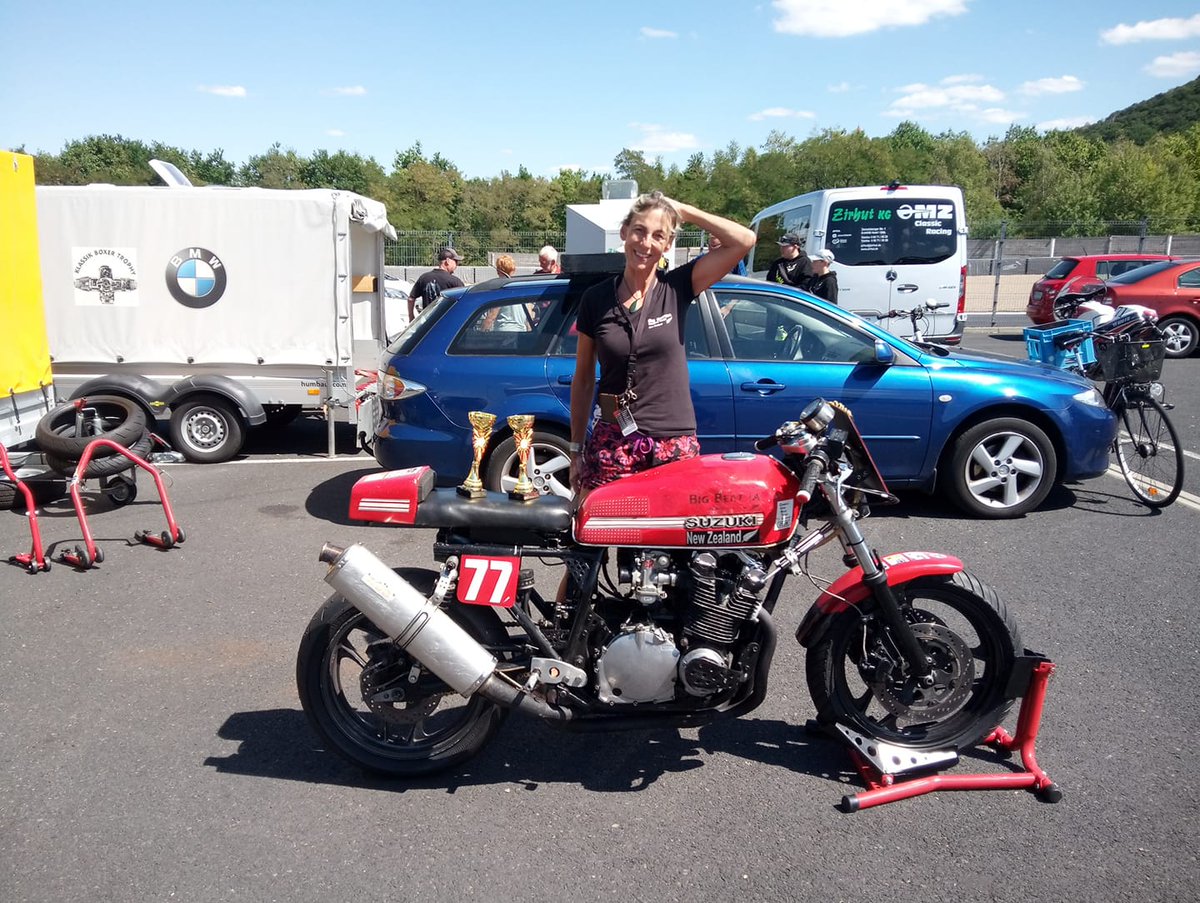 It's no slouch! Thank you to Classic Bike Shows follower Marty Farty for sending us your GS photo. We doubt 'Farty' is your surname. If it is, then the lady is probably Mrs Farty, we presume. 😎 #classicbikeshows #motorcycle #motorbike #motorcyclelife #classicmotorcycle