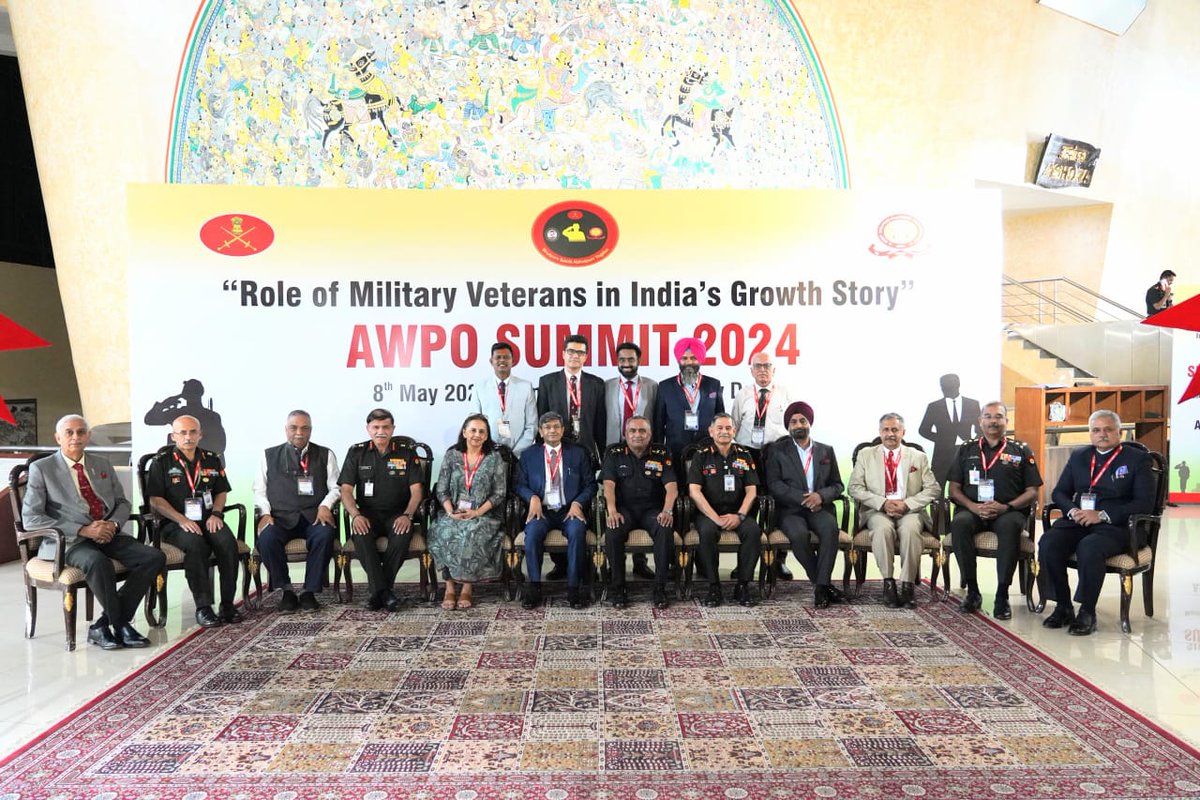 'भूतपूर्व सैनिक, अभूतपूर्व योगदान' General Manoj Pande #COAS attended the Army Welfare Placement Organisation #AWPO Summit 2024, on the theme 'Role of Military Veterans in India’s Growth Story', at Manekshaw Centre, New Delhi. The event was attended by Heads & Senior…