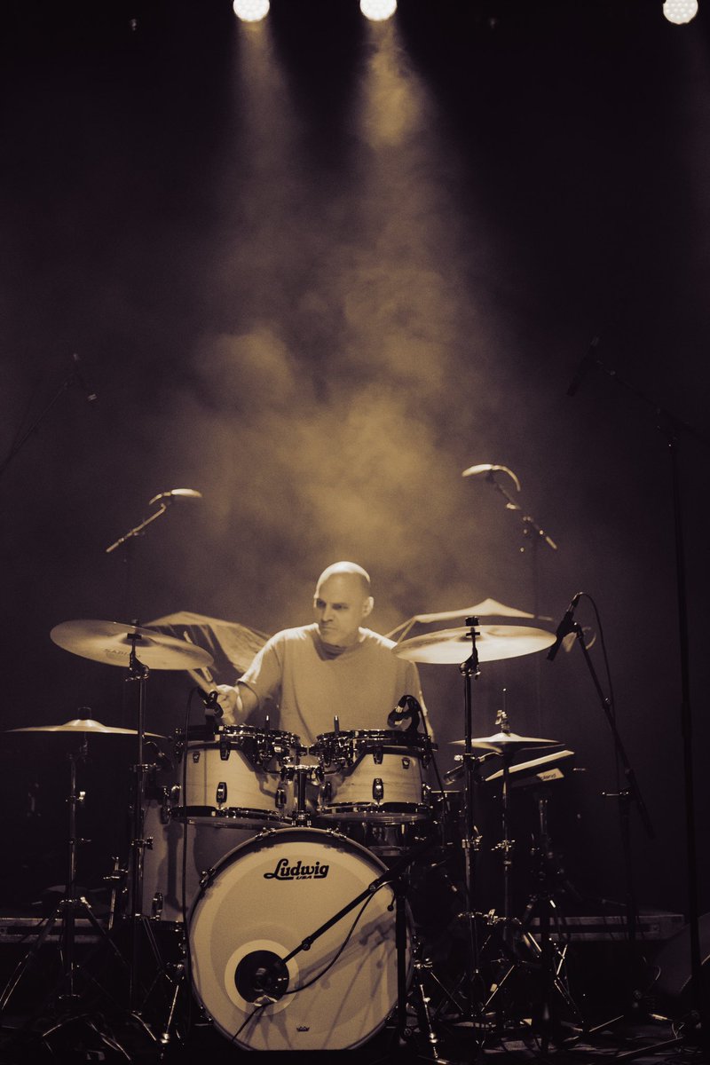 📍Toronto, ON. 05.07.24 Danforth Music Hall 📷: @michaelxcrusty . . #concertphotography #hardcore #indierock #posthardcore #quicksand #quicksandband #photography #walterschreifels #sergiovega #alancage #toronto