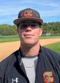 Outfielder and catcher Dom Vogel has become the MCAC South Division Baseball Position Player of the Week! With a .529 average, 11 RBIs, 10 runs, and more, it's no wonder why! Congrats Dom! 

@Ducks_baseball

#WoodDuckNation #GoWoodDucks! #CenturyCollege