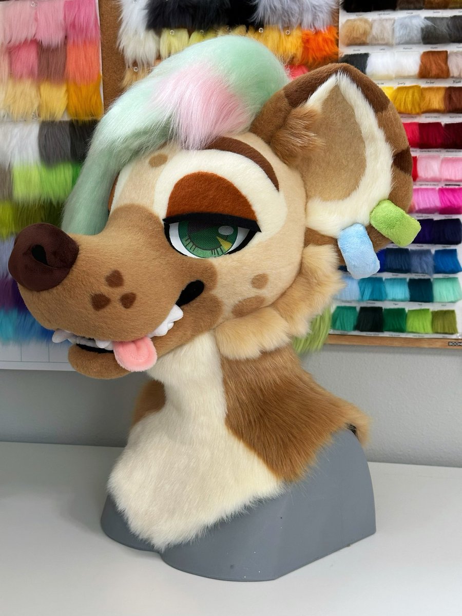 FWA premade#1. 🩷🩵💚

Mellow Hyena Partial. Comes with head, paws, tail, collar and badge. 

Available at my DD table S37. I’m very busy packing now! See y’all soon! #fursuit #fursuitmaker #hyena #FWA2024
