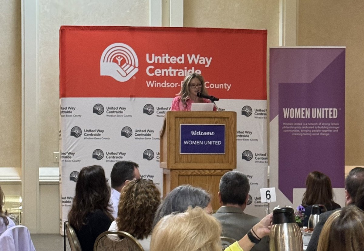 We are very honoured to welcome keynote speaker, Christina Stramacchia, to Women United’s Celebrating Women Who Inspire Us Signature Luncheon 👏📚