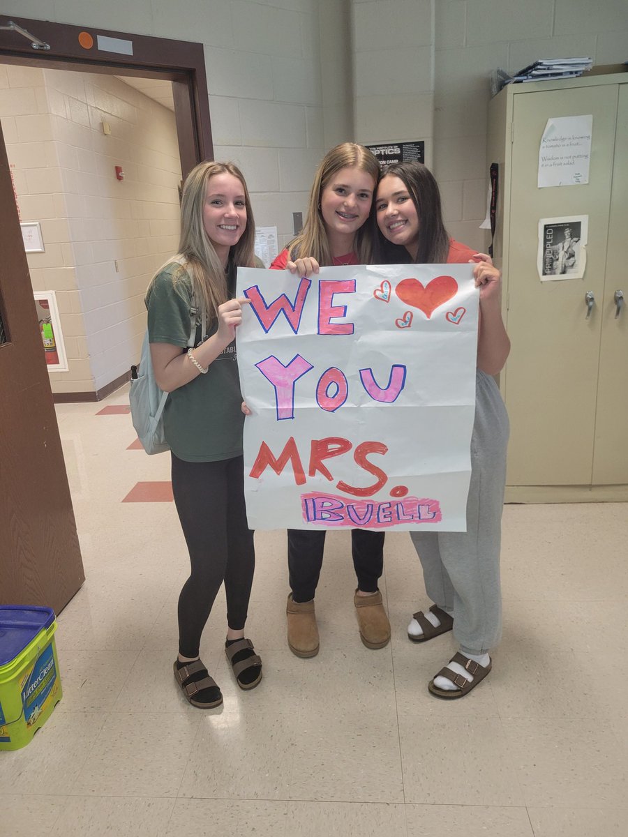 Surprised with a poster from these lovely ladies! 😍 #TeacherAppreciateWeek