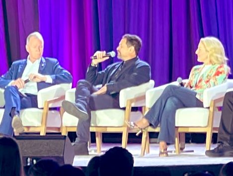 jasonhartke's tweet image. So fascinating to hear from Eran Chen of ODA Architecture about his approach to design, including how he strives to integrate the indoors and outdoors as a way to advance health outcomes. #WELLConference 
#Leadership #Vision