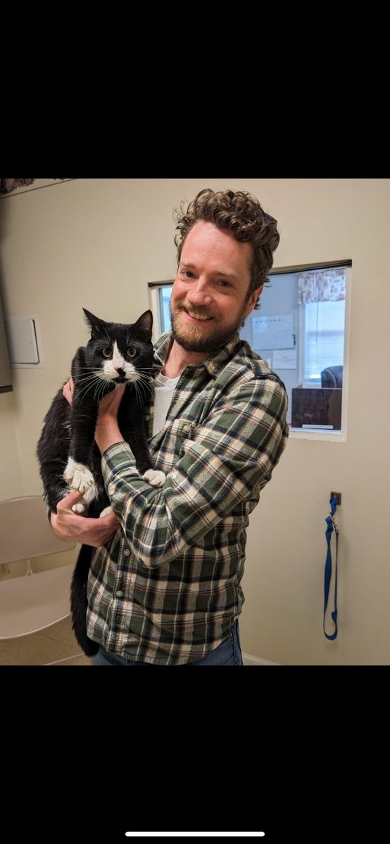 Chumbud has been adopted into his perfect forever home!

 #animalshelter #animalshelters #fpas #rescuelife #sheltercats #rescuecats #sheltercat #rescuecat #animalrescue #rescue #PleaseShare #foreverpawsfamily #community #adopt #familypetsaresuperheros #CatsOfInsta