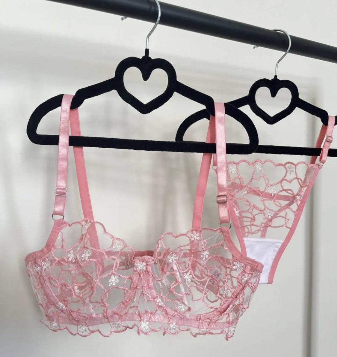 pink lingerie 💕🎀