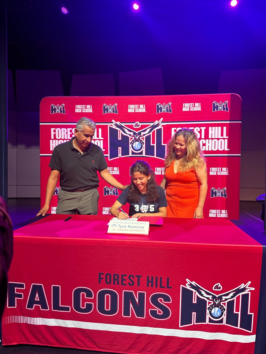 SeedeenNihara's tweet photo. Congratulations to our very own 
@TyraMilitza 
STU is so lucky to have you . 
Best wishes to you on your journey ahead . 
#✌🏽❤️⚽️
#falconforever 
#signingday📝
@thefalcongrind @FHH_FalconFury  @DavidGrad6305 @MichaelAronson2 https://t.co/jWcMNurEgG