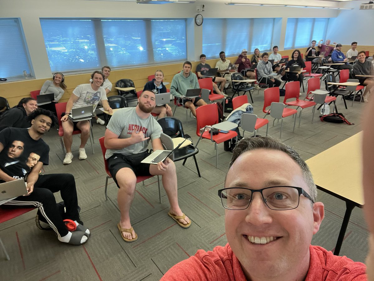 JasonStammSaid's tweet photo. Last day of class for the semester for my SPMC 450 capstone. Been a great group of #Huskers I’ve gotten to work with all semester and some future superstars in the sports media industry! 💯 https://t.co/NfZ9mhgjdo