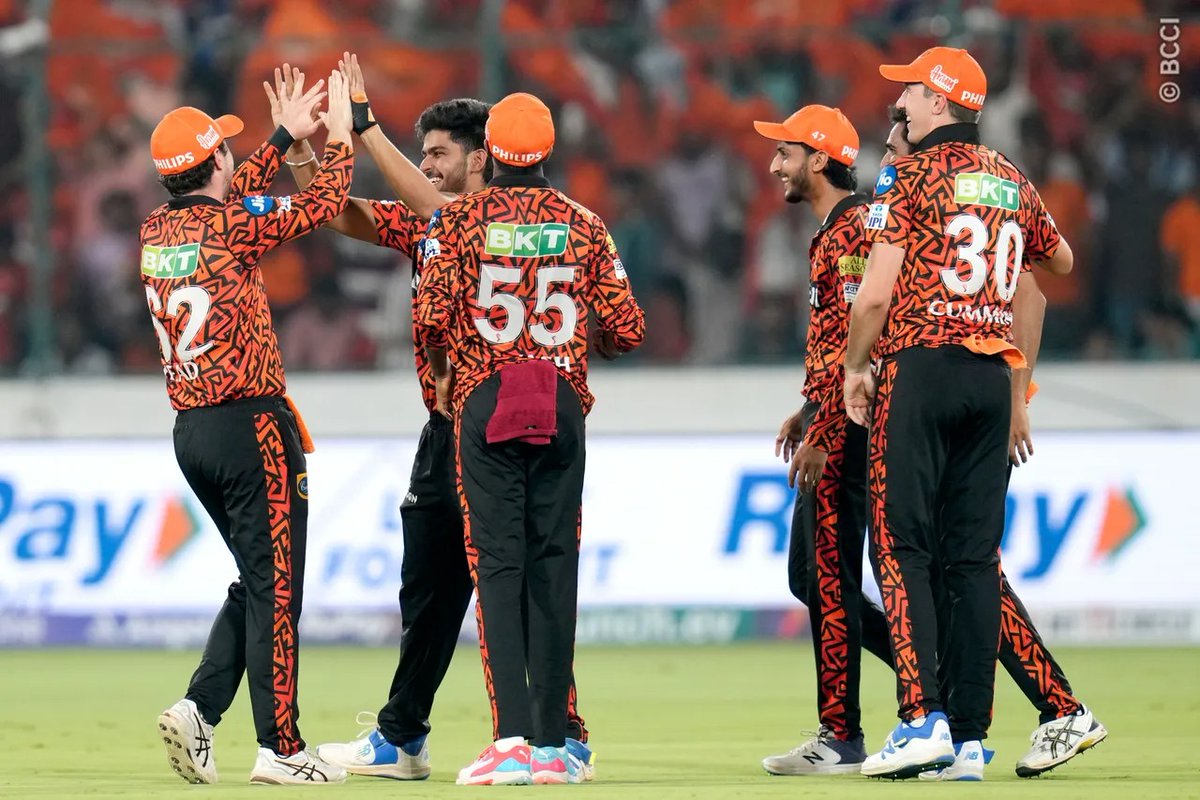 Travis Head (89 off 30 balls) and Abhishek Sharma (75 off 28 balls) destroy Lucknow Super Giants with an unbeaten 167-run partnership in just 9.4 overs as SRH canter to a 10-wicket win in Hyderabad. LSG 164/4 in 20 overs lost to SRH 167/0 in 9.4 overs #SRHvLSG #IPL2024
