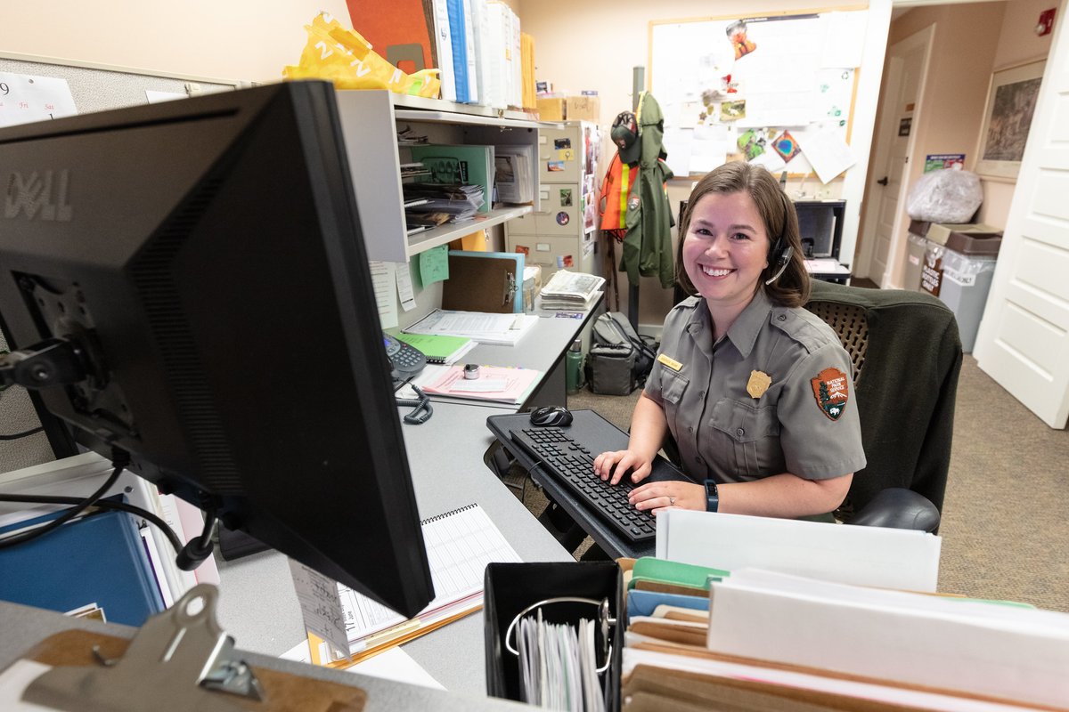 Working for the @NatlParkService was never on Heather’s radar, but after interning at a few NPS sites after college, she got bit by the parkie bug and discovered that working for parks was the right fit for her. Today, Heather joins us virtually to talk about her work as a
