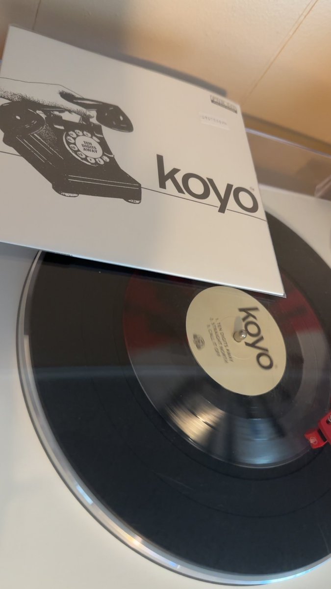 Tiny Spin of the Day- Ten Digits Away by @koyolihc