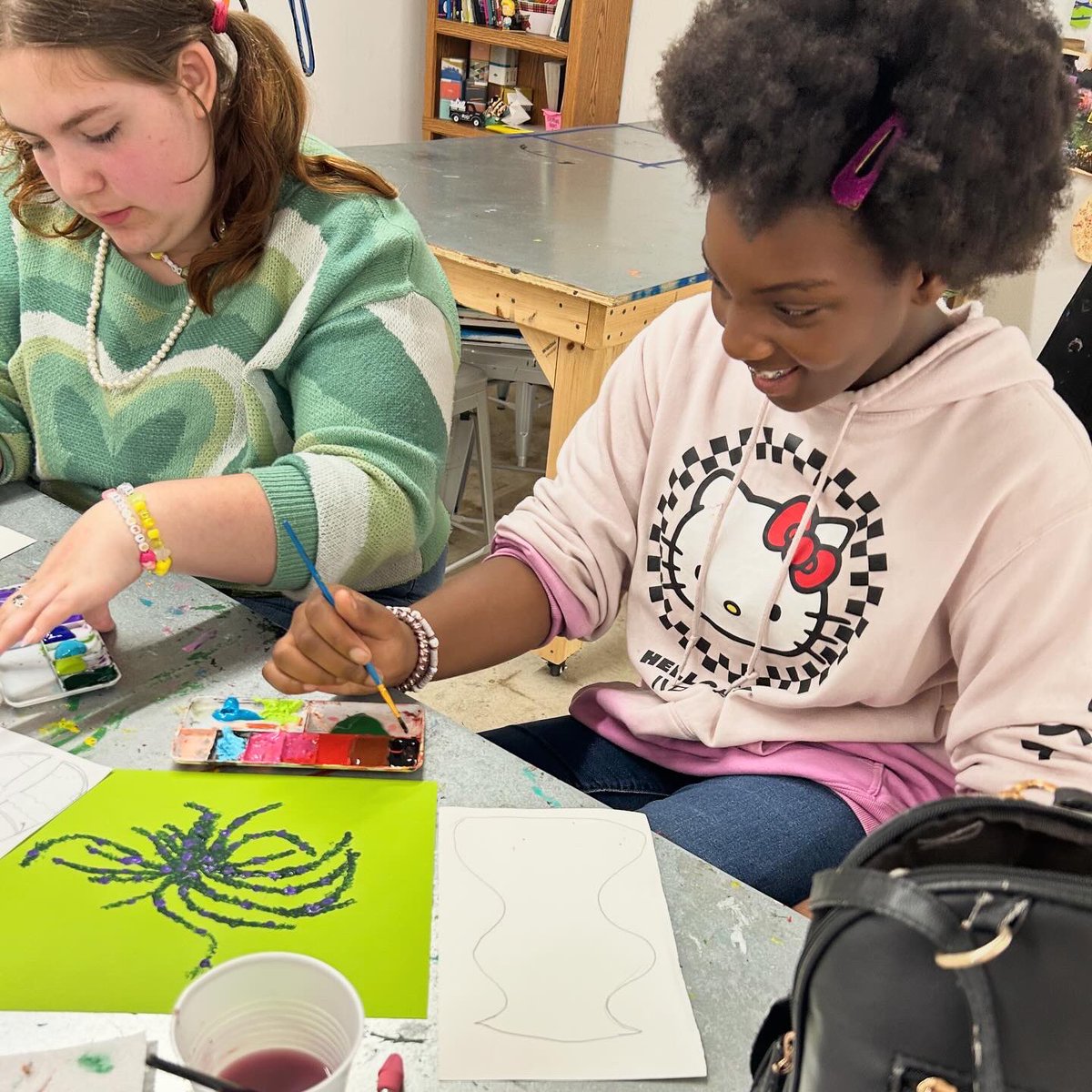 Painting, sketching, sculpting, you name it! Our Breathe Visual Arts class can tackle any artistic challenge! 🎨✨ 

#lightofchance #breatheyoutharts #youtharts #music #dance #visualarts #culinary #creativewriting #madisonvilleky #bowlinggreenky