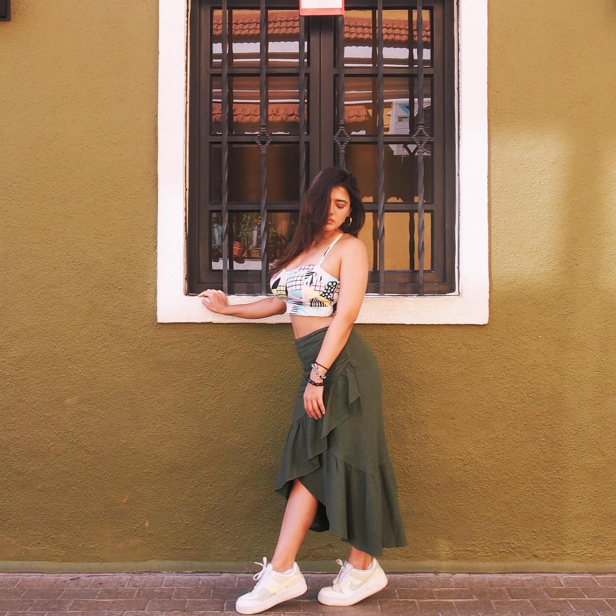 Stepping up the style game with an ultra-hot 🔥 look! @TheKetikaSharma slays in a stunning olive 💚 green skirt 💃 & chic crop top. effortlessly flawless! #KetikaSharma #HittuCinma