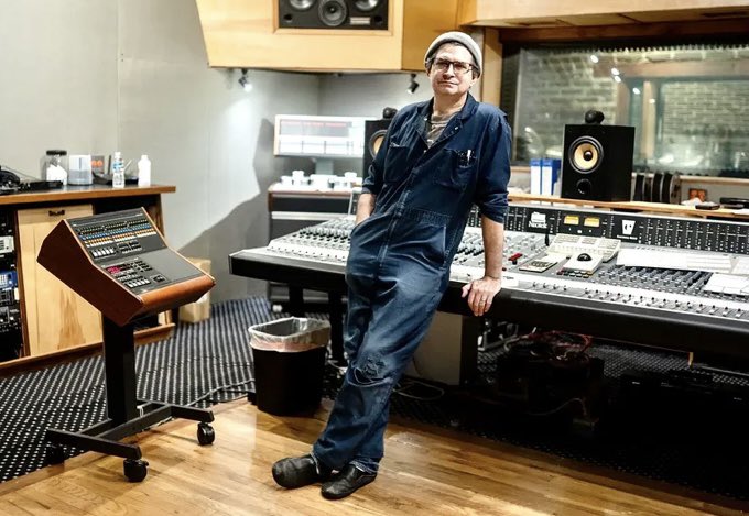 PriscillaRose's tweet photo. It’s truly heartbreaking to hear about Steve Albini passing. He revolutionized the music industry and always advocated for artists. This is a huge loss for all music fans. https://t.co/36iK6xitCA