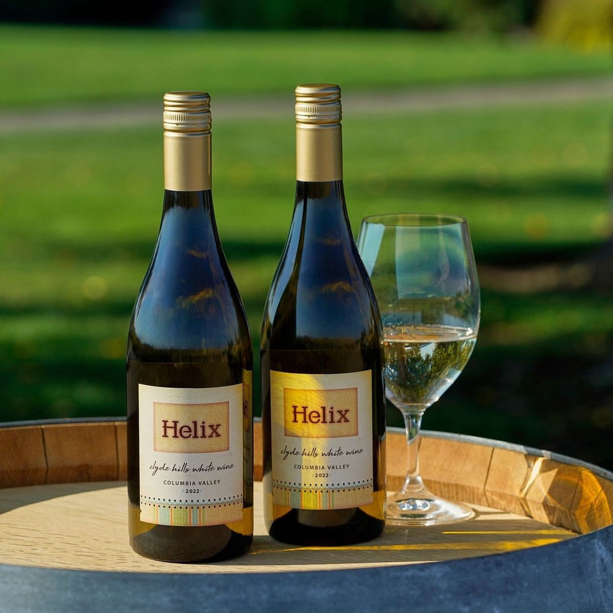 Wa_State_Wine's tweet image. Celebrate #Mother'sDay this weekend at the Spokane #wineries #SpringRelease!  Taste new releases at Spokane wineries, #tastingrooms and specialty wine shops. No ticket needed. Just grab your mom plan your weekend at spokanewineries.com