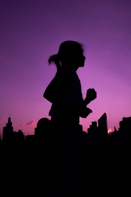 Think evening exercise is a drag? Think again! Studies show it can boost metabolism and improve sleep. Get your workout in after hours! drweil.com/blog/bulletins…