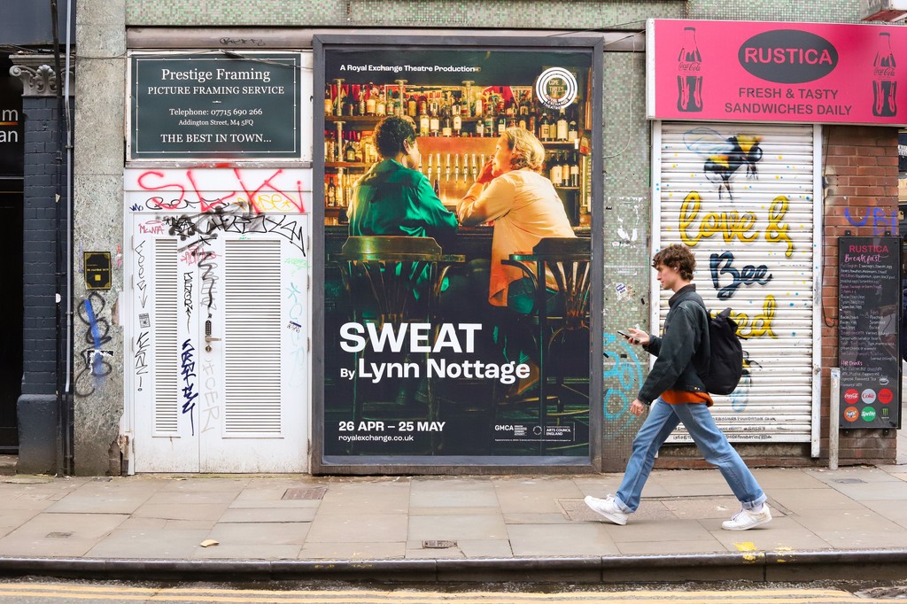 We're obsessed 😍 Have you spotted the SWEAT posters around Manchester? Find out more about it here 👉️rxtheat.re/SWEATTrendFb