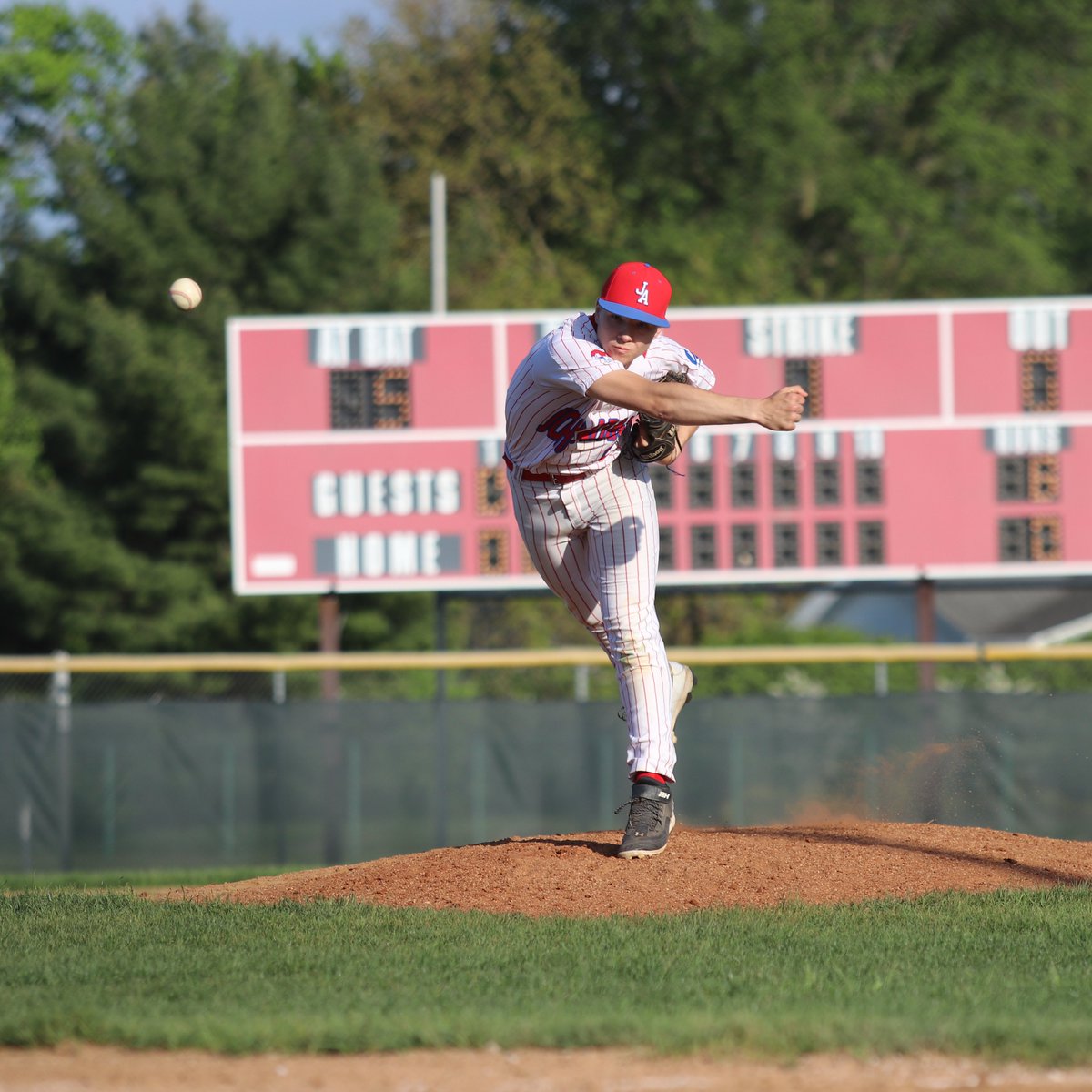 Check out some of the pictures from the Baseball team against Mishawaka Marian. All of the pictures can be seen at johnadamsathletics.com/photos
⚾️🦅🔴⚪️🔵📸⚾️