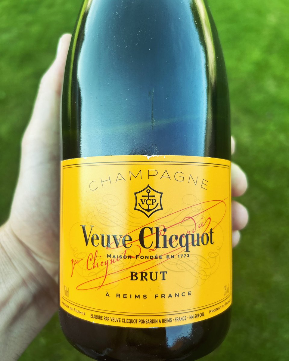 Fred’s Wednesday Wine Club Veuve Clicquot brut NV #FWWC The sun has been shining for 2 days and here I am thinking about Wimbledon 🎾, strawberries 🍓and Champagne🍾🥂 By far Veuve Clicquot is one of the most iconic and recognisable Champagne. For full review head to insta
