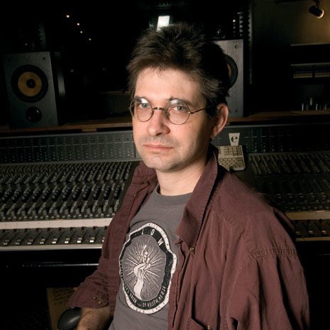 ⬛️ Falleció Steve Albini, productor icónico del rock alternativo, reconocido por su labor con bandas como Nirvana, Pixies y Fun People.