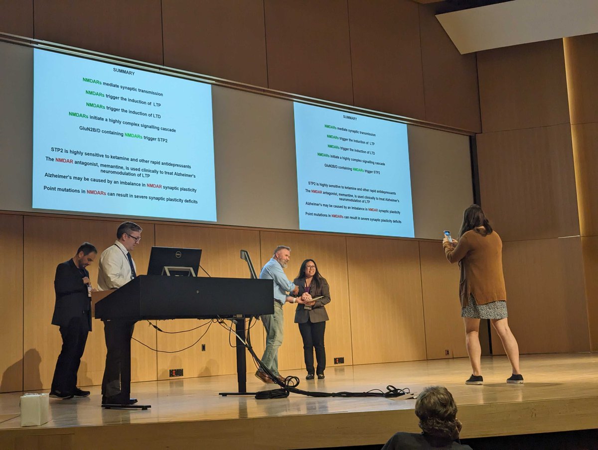 What a week! We had lab members attend #SONA2024 (@SfN_Events) and #LHRD2024. Here's a little summary of what happened (including a poster award!): tcnlab.ca/tcnlab-members…