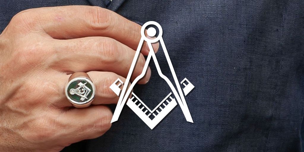 When wearing a Masonic ring, it is important to remember that it is a symbol of the fraternity and should be treated with respect. masonicfind.com/masonic-ring-e…