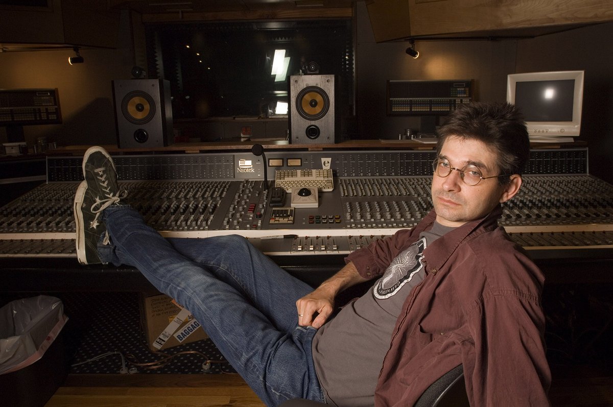 STEVE ALBINI — revered engineer, noise-rock trailblazer and music industry iconoclast — had died. RIP revolvermag.com/music/steve-al…